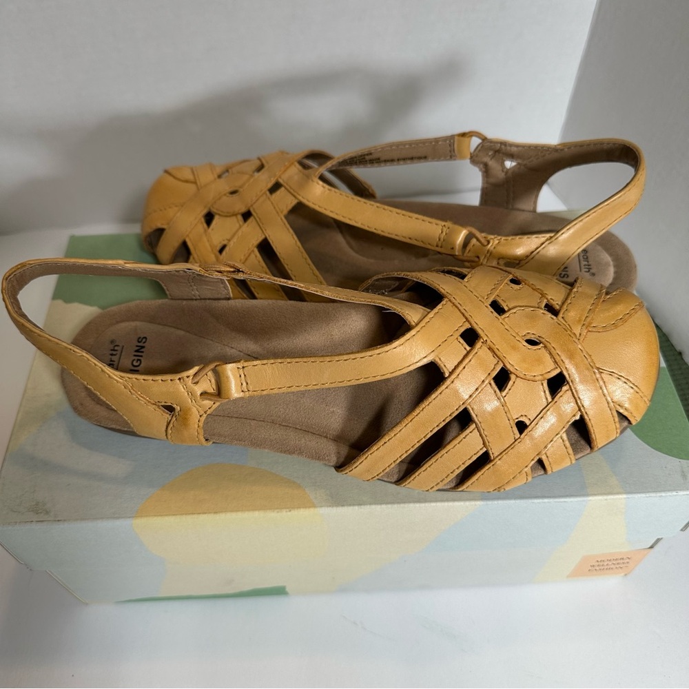 Earth Origins Women's Belle Brielle Amber Yellow Fisherman Sandals Size 8.5 - Picture 3 of 6